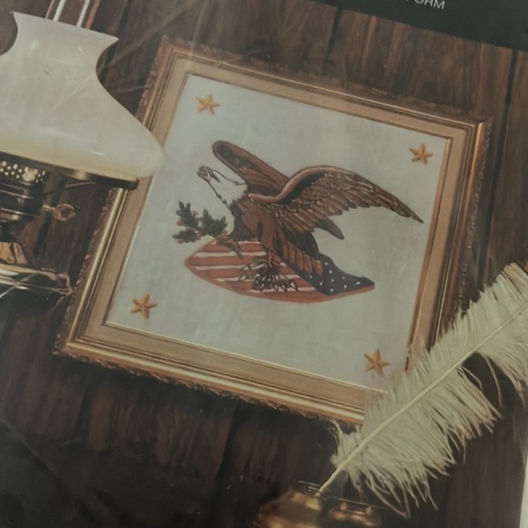 Vintage Eagle 1973 Avon Creative Needle Craft Crewel Embroidery Decorative Kit - Picture 4 of 5